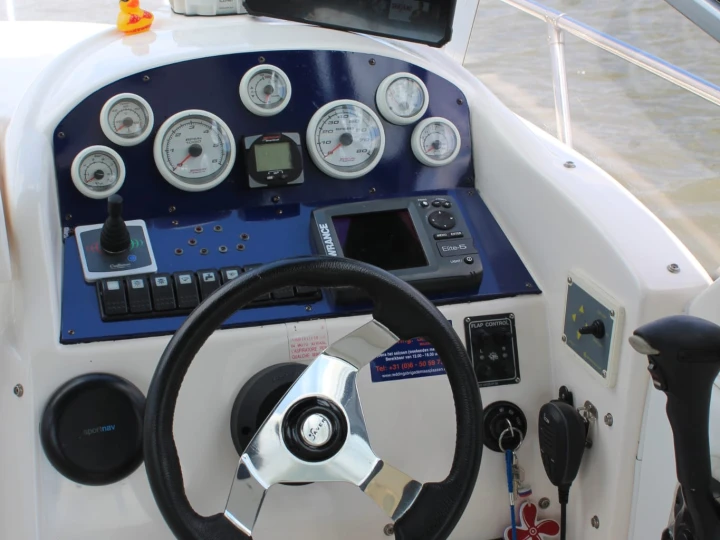 Pronájem lodi Saver Riviera 24 v Roosteren na Samboatu