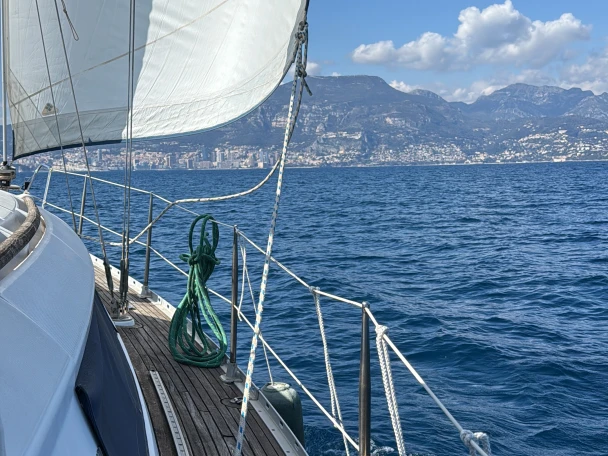 Pronájem lodi Jeanneau Sun Odyssey 40 DS v Monako na Samboatu