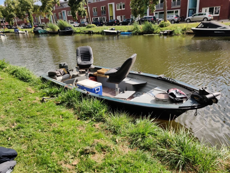 Pronajmout si Onbekend Onbekend v Almere Stad