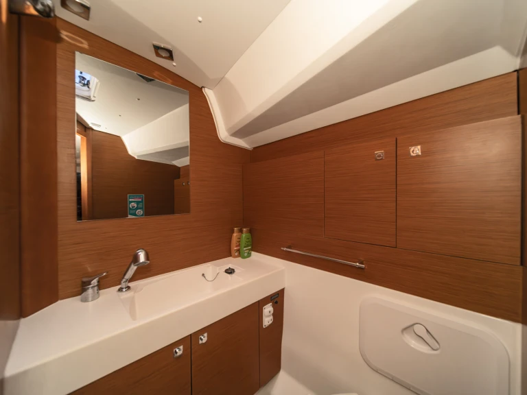 Pronájem Plachetnice v Rhodos -Jeanneau Sun Odyssey 479