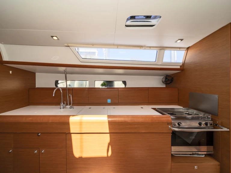 Pronájem lodi Jeanneau Sun Odyssey 479 v Rhodos na Samboatu