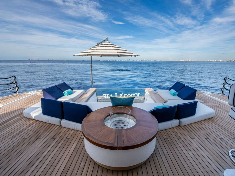 Pronájem Jachta v Bahama Islands -Benetti KINGS LAIR