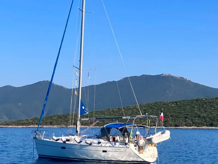 Plachetnice k pronájmu v Volos za nejlepší cenu