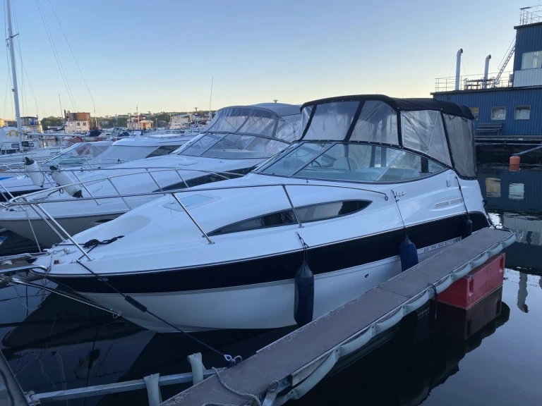 Bayliner Bayliner 245 ciera jednotlivci a charterové společnosti v Stockholm