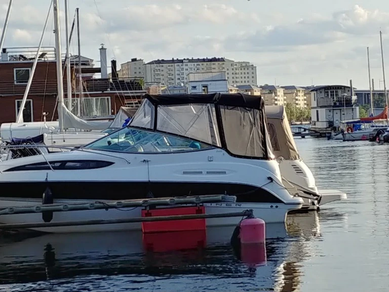 Motorová loď k pronájmu v Stockholm za nejlepší cenu