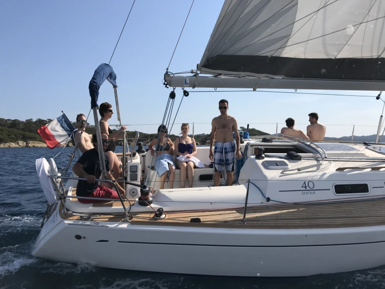 Pronájem Plachetnice Dufour s licencí