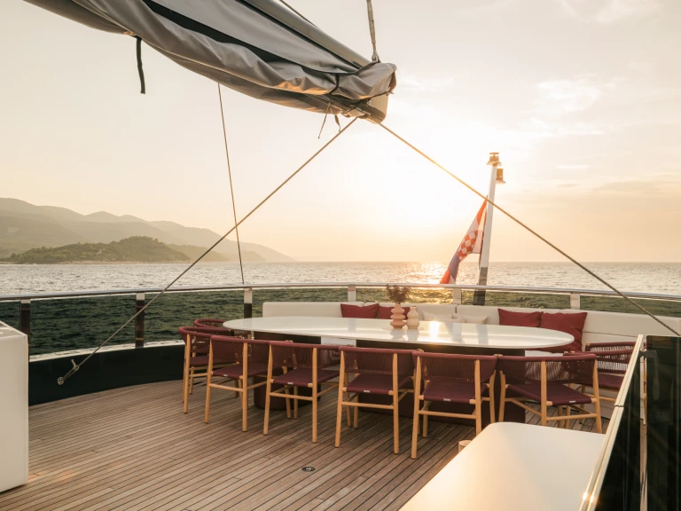 Pronájem Plachetnice v Split - Luxury Sailing Yacht R