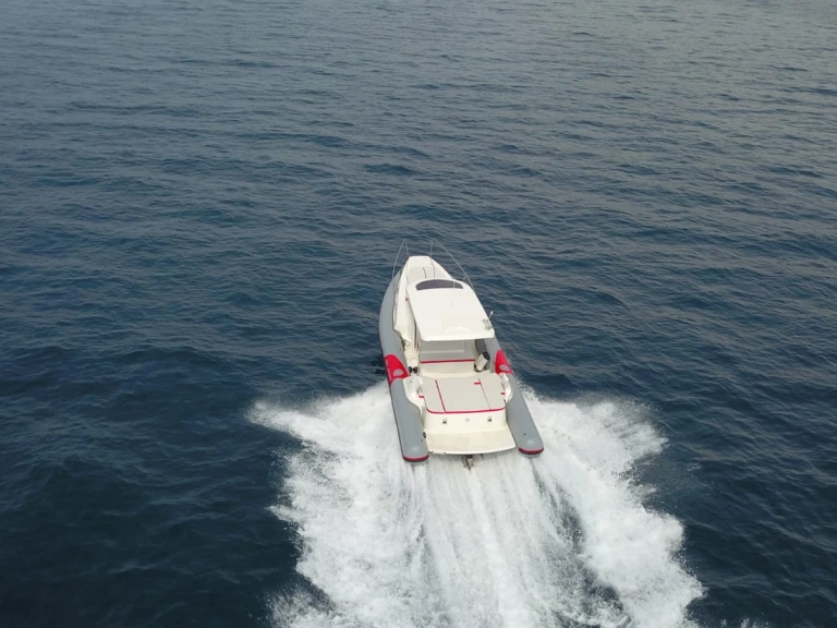 Pronájem Polotuhá loď v Split -Bura-Boats Bura 9.5