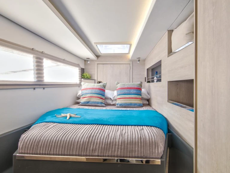 Pronájem lodi Piraeus lákavé ceny Leopard 45