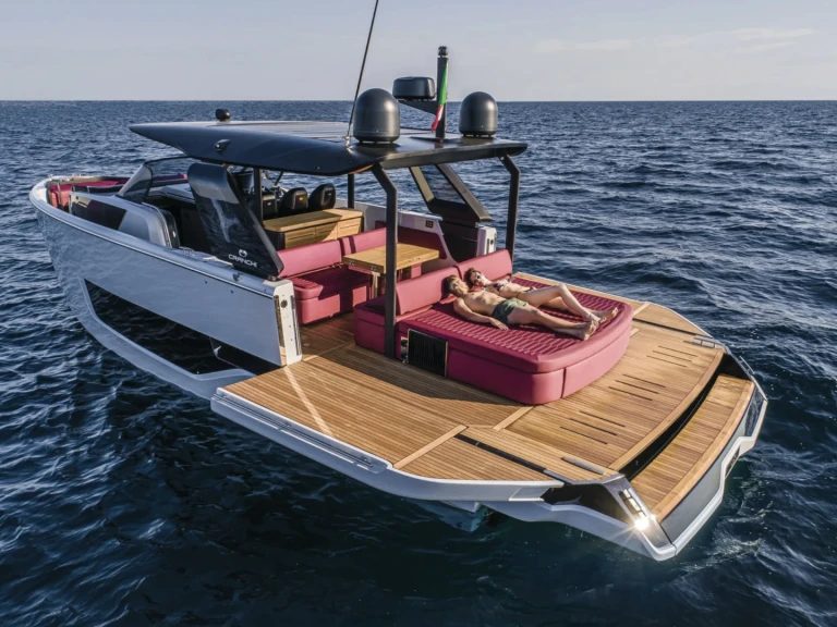 Pronájem jachty v Saint-Tropez -Pershing Pershing 90 na Samboatu