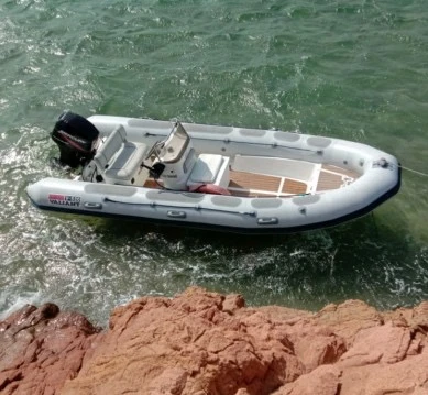 Pronájem lodi Vilanova de Arousa lákavé ceny 450