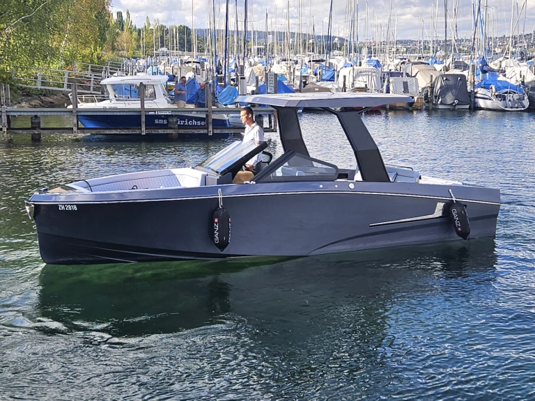 Pronájem Motorová loď GANZ Boats s licencí