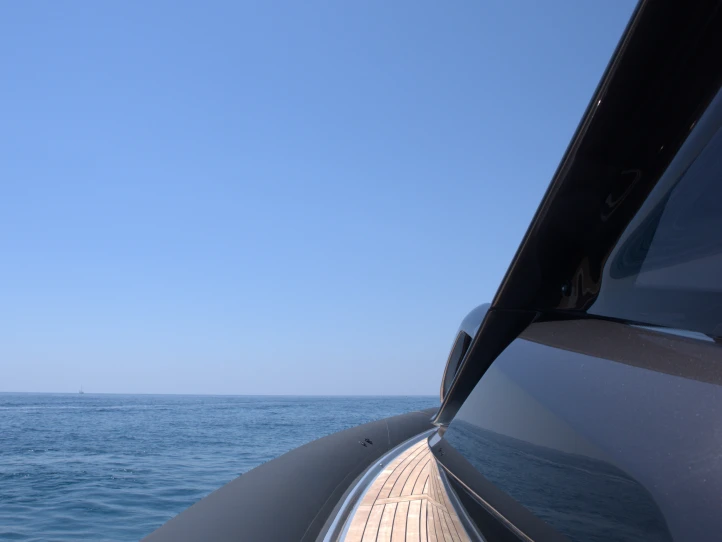 Pronajmout Polotuhá loď se skipperem či ne Anvera v Saint-Tropez