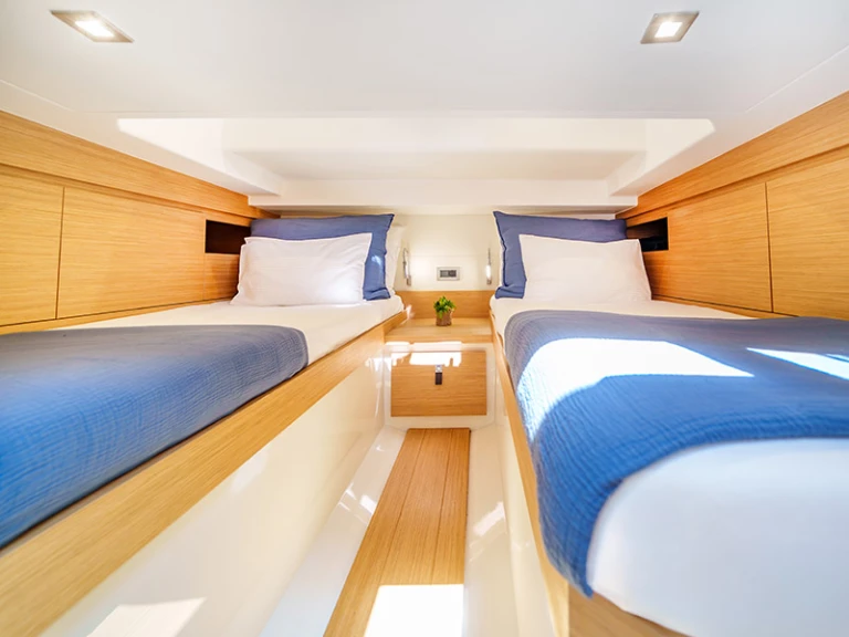 Pronájem Motorová loď v Šibenik  -Pardo Yachts Pardo 38