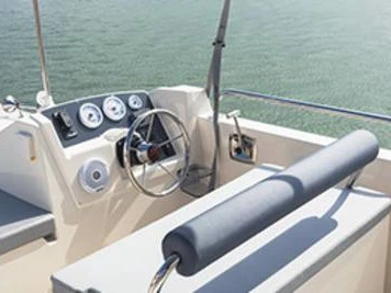 Le Boat Horizon 5 jednotlivci a charterové společnosti v Homps