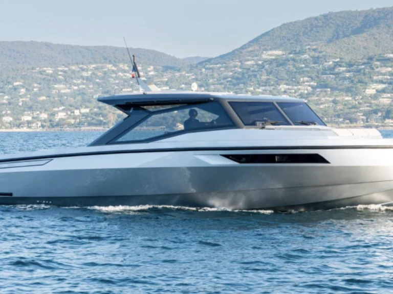 Jachta k pronájmu v Saint-Tropez za nejlepší cenu