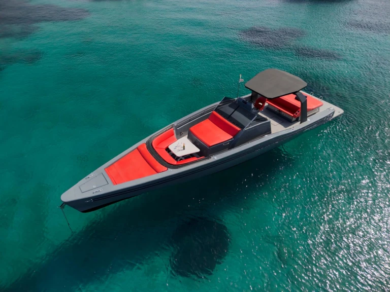 Pronájem lodi Porto Cervo lákavé ceny 50 luxury