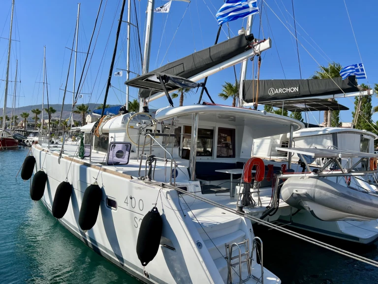 Pronajmout Katamarán se skipperem či ne Lagoon v Rhodos