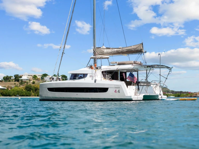 Pronájem lodi Bali MAH NA MAH NA v Saint Thomas Island na Samboatu