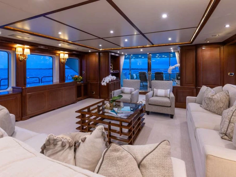 Pronajmout si Benetti NAMASTE v Britské Panenské ostrovy