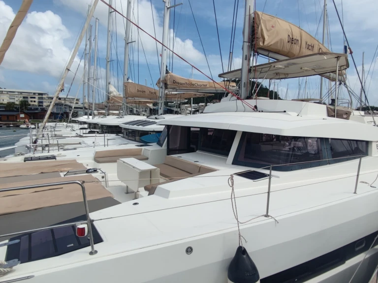 Pronájem lodi Bali Bali 5.4 v Le Marin na Samboatu