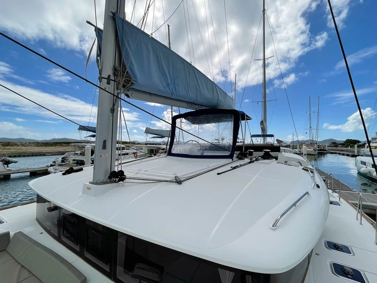 Pronájem lodi Lagoon Lagoon 450 F v Parham Town na Samboatu