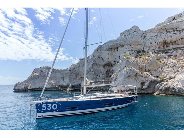 Dufour Dufour 530 jednotlivci a charterové společnosti v Lavrio