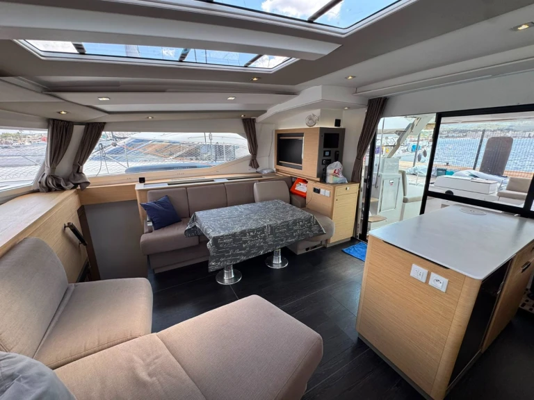 Pronajmout Katamarán se skipperem či ne Fountaine Pajot v Le Marin