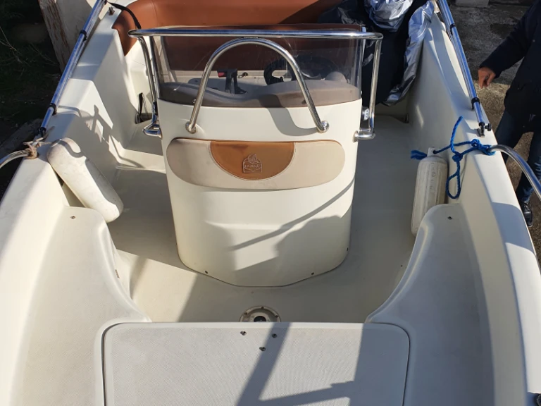 Pronájem Motorová loď v Saint-Chamas -TA MARE Jaguar 17