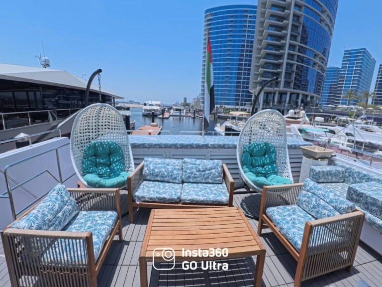 Pronájem jachty v Dubai Marina -101 Marine 101 na Samboatu