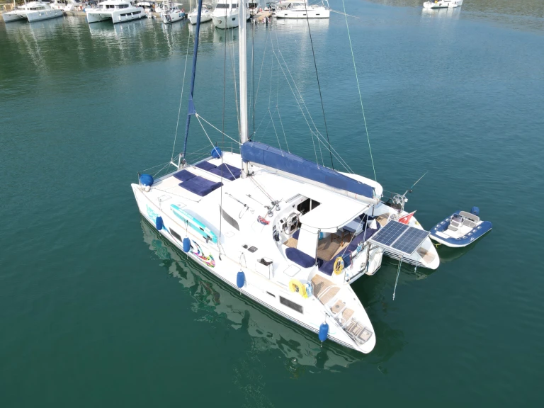 Pronájem jachty v Fethiye -Lagoon Lagoon 410 S2 na Samboatu