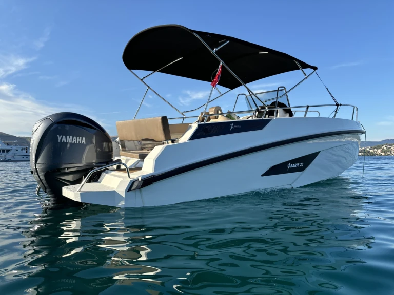 Pronájem lodi Trogir lákavé ceny Arrow Arabis 23