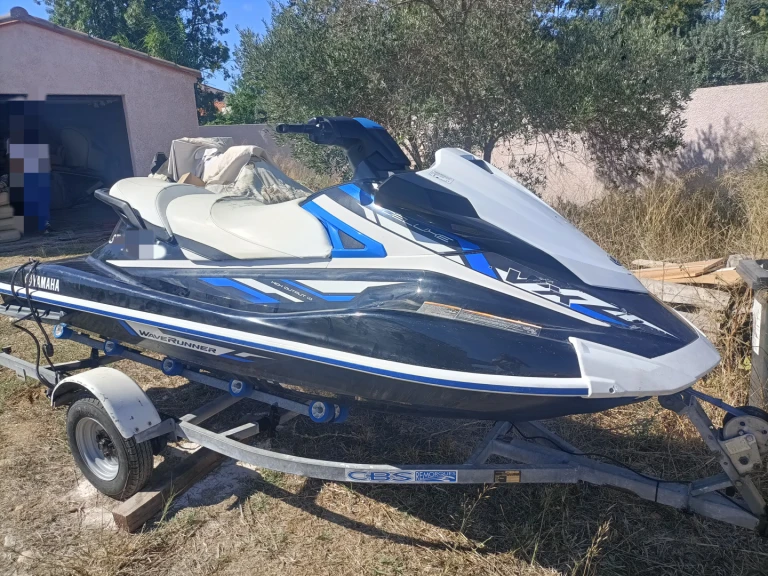 Pronájem Vodní skútr v Saint-Cyprien -Yamaha Yamaha VX