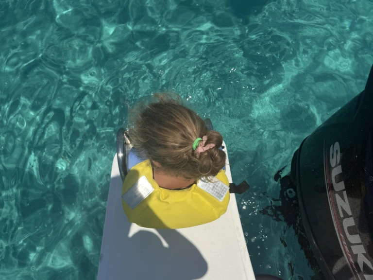 Motorová loď k pronájmu v Club Nautico S'Estanyol za nejlepší cenu