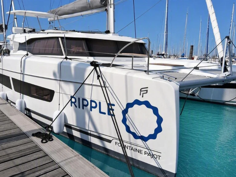 Pronájem lodi Frenchtown lákavé ceny Fountaine Pajot FP 44 Maestro - 3 cab.
