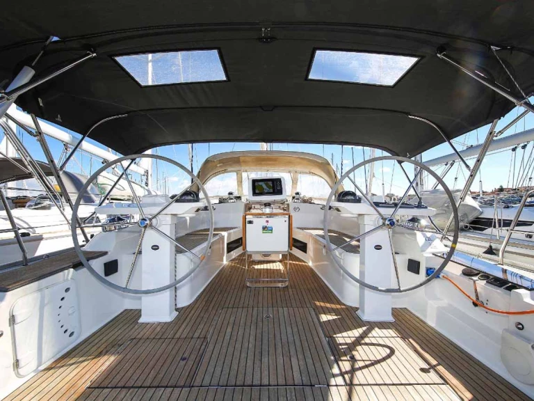 Pronájem lodi Bavaria Cruiser 45 v Pula na Samboatu