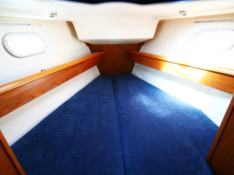 Pronájem lodi Oban lákavé ceny Sun Odyssey 43 DS