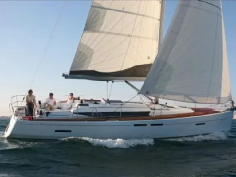 Pronájem lodi Jeanneau Sun Odyssey 409 v Oban na Samboatu