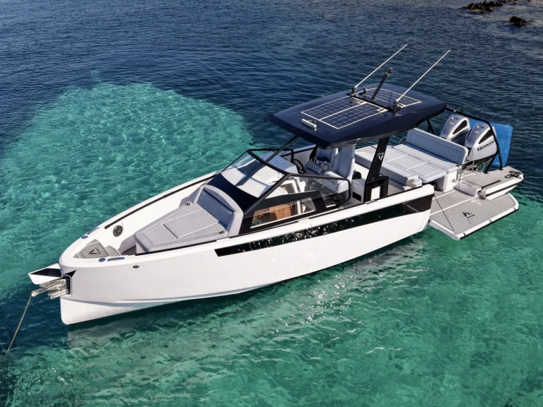 Pronájem Motorová loď Virtue Yacht s licencí