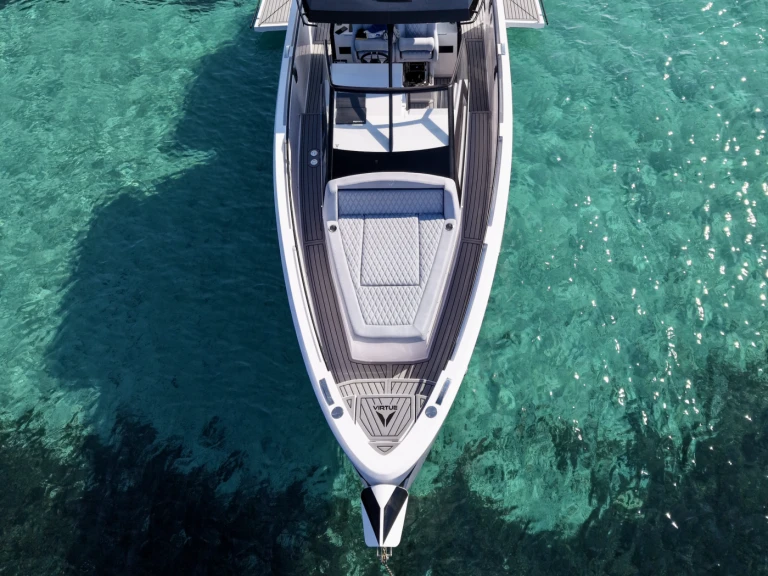 Virtue Yacht V10 Top jednotlivci a charterové společnosti v Cannigione