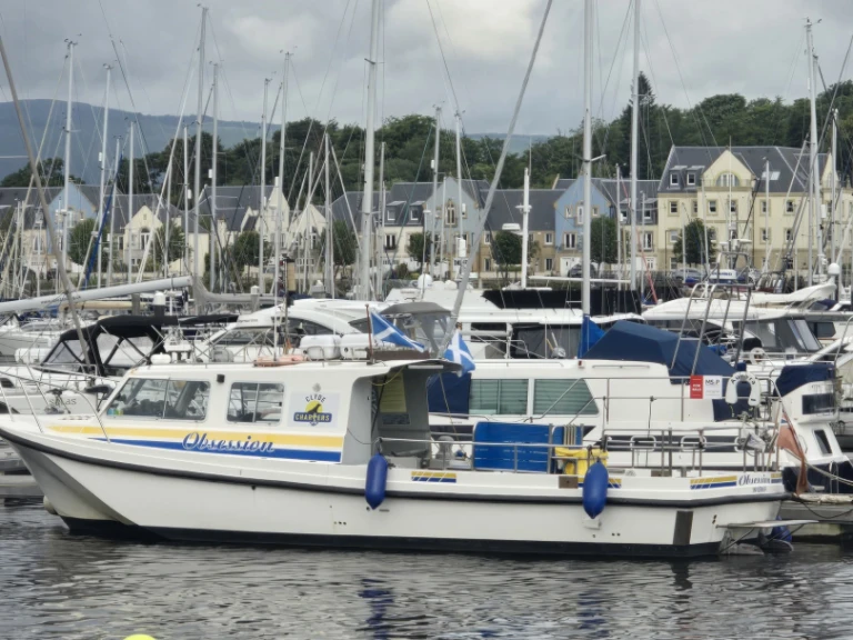 Pronajmout Motorová loď se skipperem či ne ProCharter P4 v Inverkip