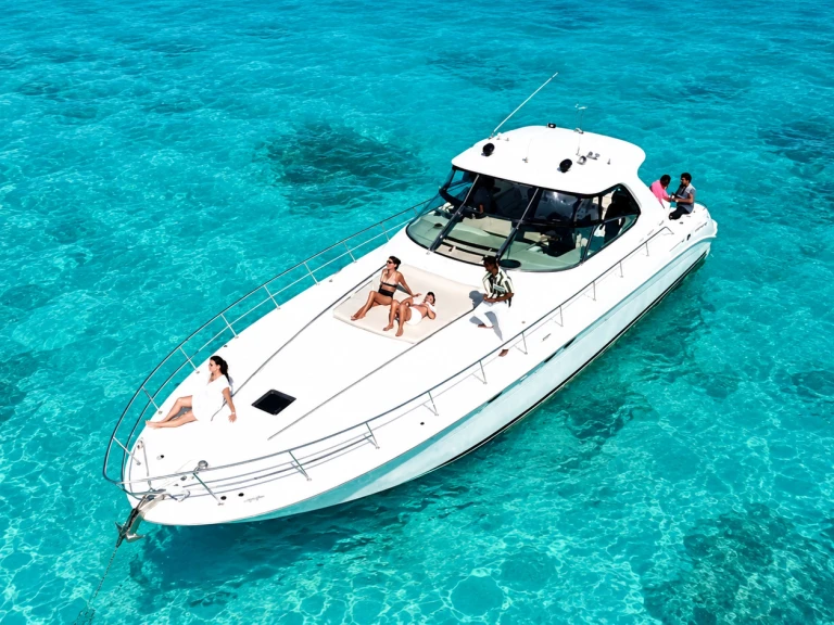 Pronájem jachty v Cancún -Custom Made custom na Samboatu
