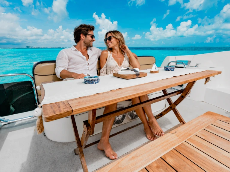 Pronájem lodi Custom Made custom v Cancún na Samboatu