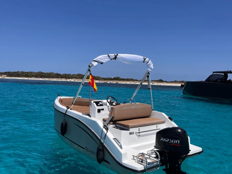 Pronajmout si Silent Yachts 555 v Club Nàutic Ca'n Picafort