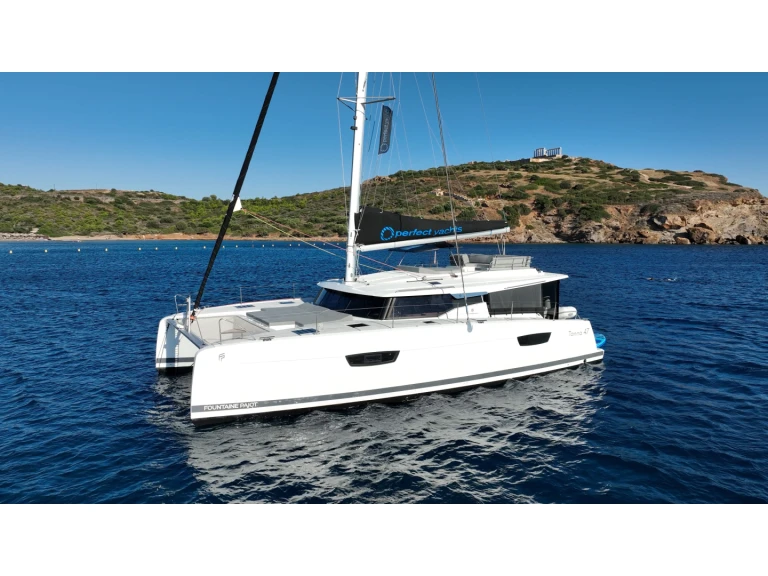 Pronajmout si Fountaine Pajot Fountaine Pajot 47 TANNA LUX (GEN,AC,WATERMAKER) v Sámi