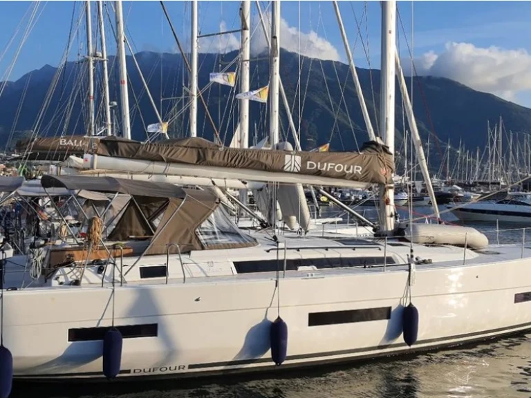 Plachetnice k pronájmu v Olbia za nejlepší cenu