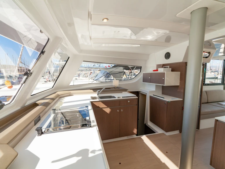 Pronájem lodi Fethiye lákavé ceny Bali Catspace Voile