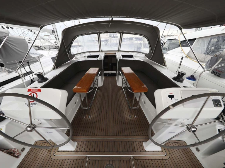 Hanse Hanse 508 jednotlivci a charterové společnosti v Biograd Na Moru