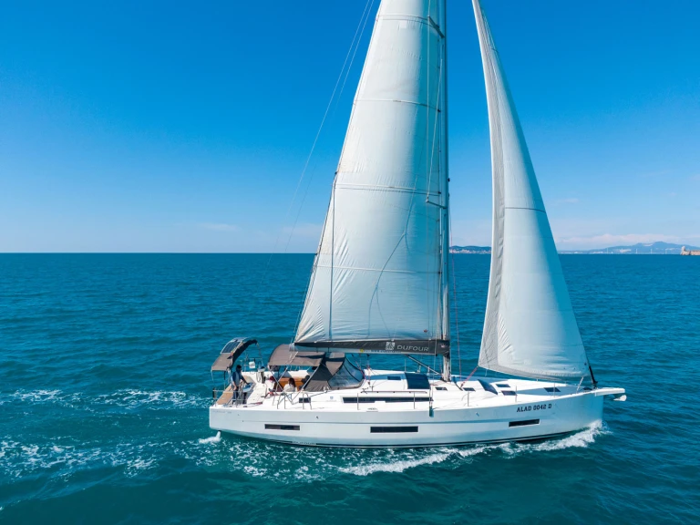 Pronájem lodi Dufour Dufour 530 v Olbia na Samboatu