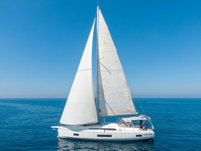 Pronájem lodi Olbia lákavé ceny Oceanis 46.1